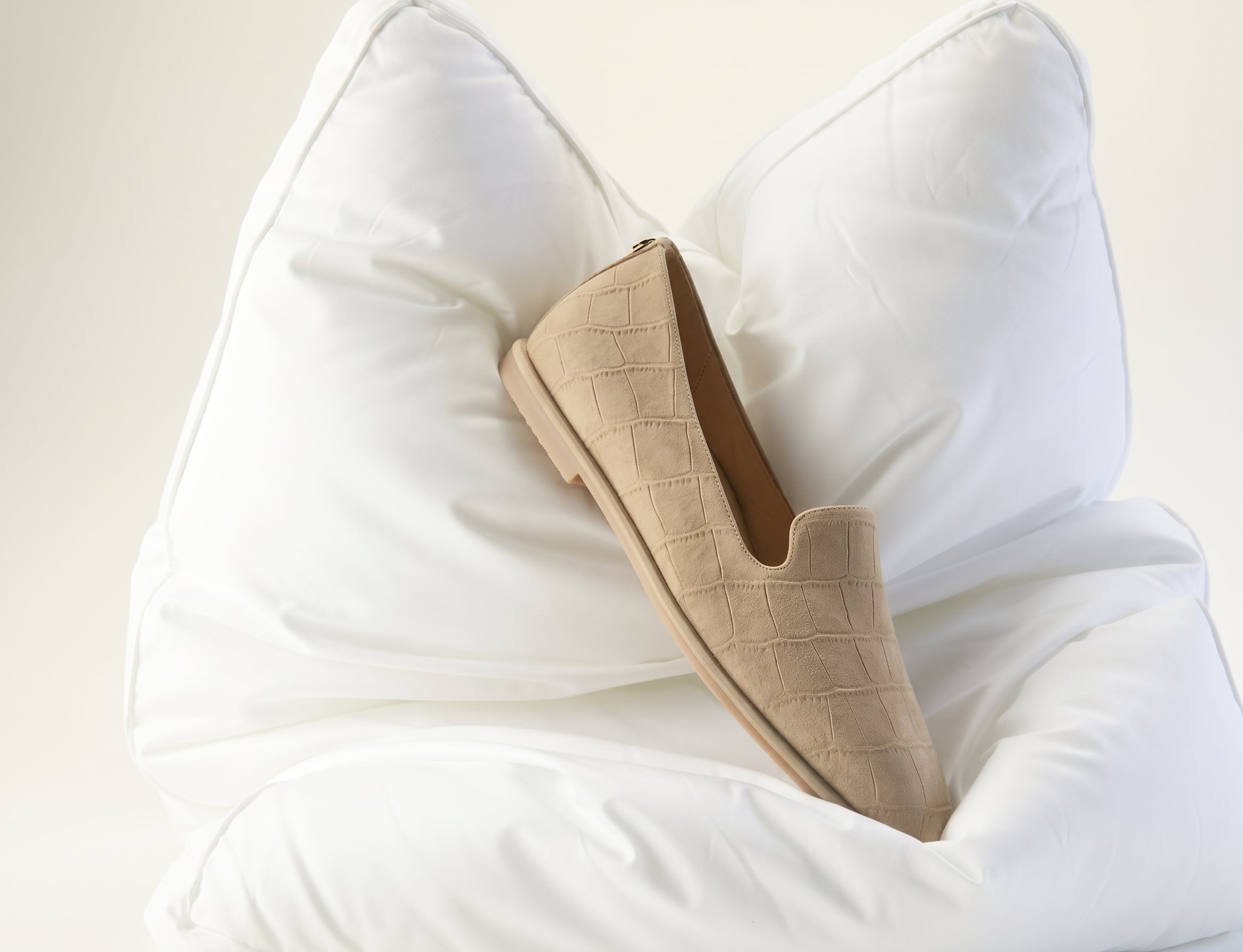 Women's Lightweight Footwear