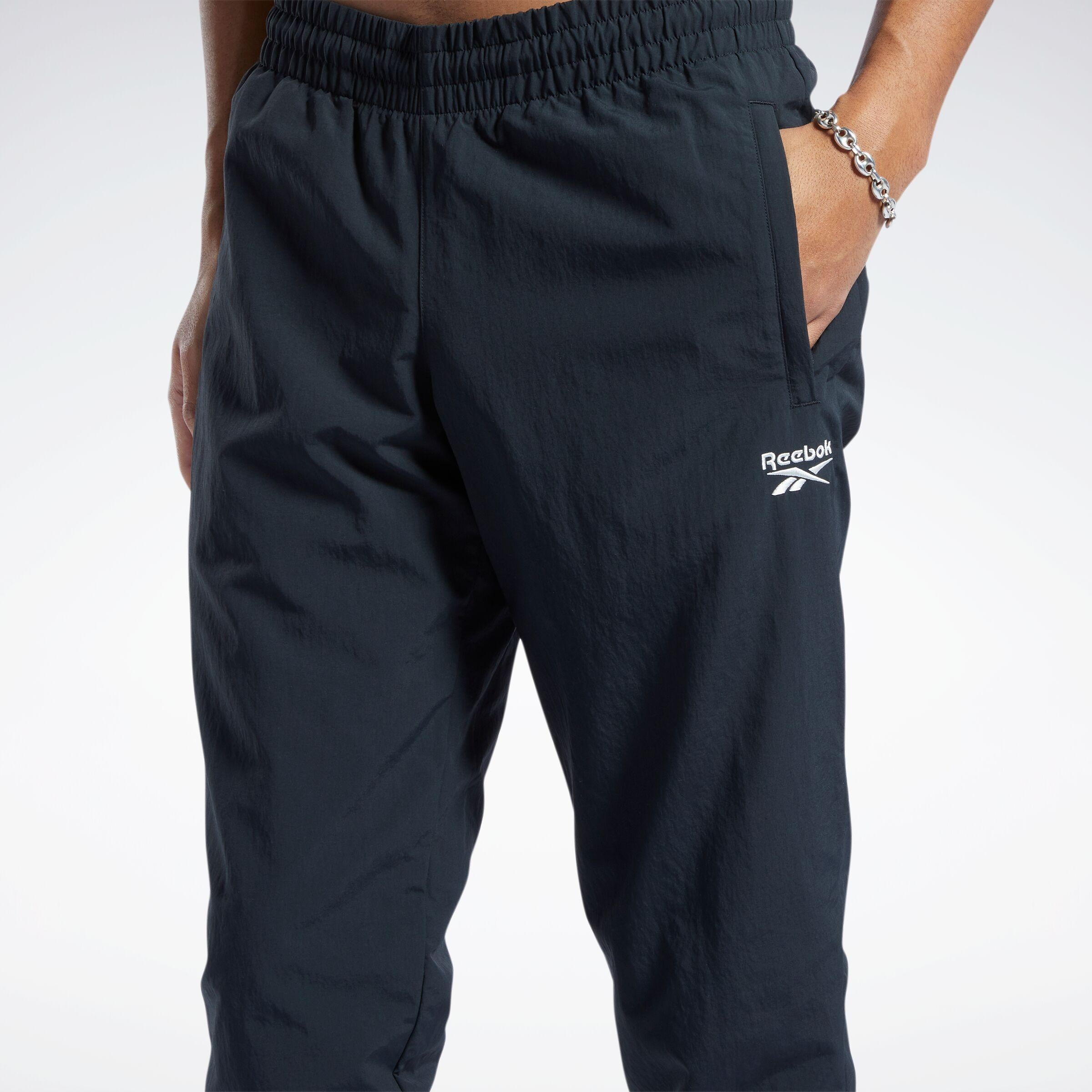 Reebok Apparel  Men's Cl F Fr Trackpant Reebok Classics App Men Nghblk/Nghblk Reg