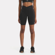 Reebok Apparel  Women's Basic Bike Short Reebok Training App Women Black Reg