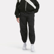 Reebok Apparel  Women's Wde Cargo Pant Reebok Classics App Women Black Reg