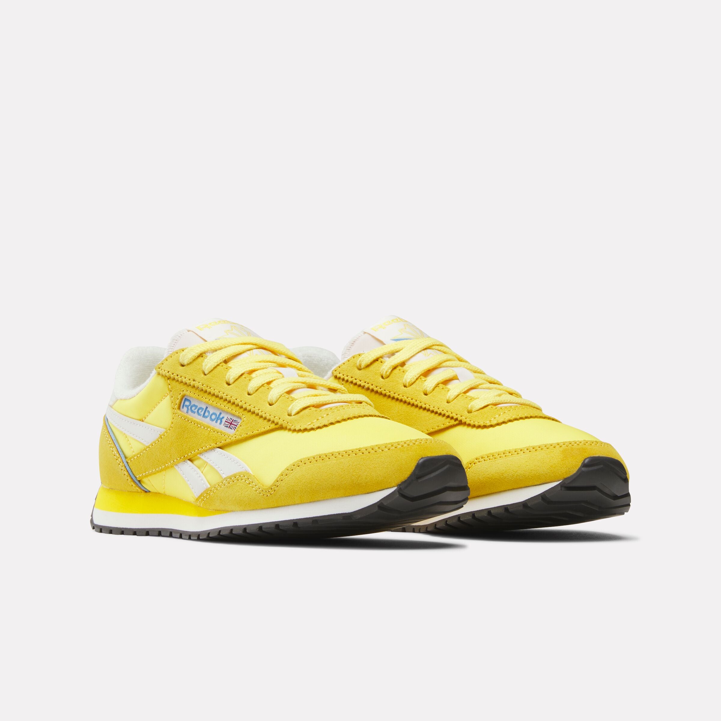 Reebok Women's Classic Az  In Golden Haze M