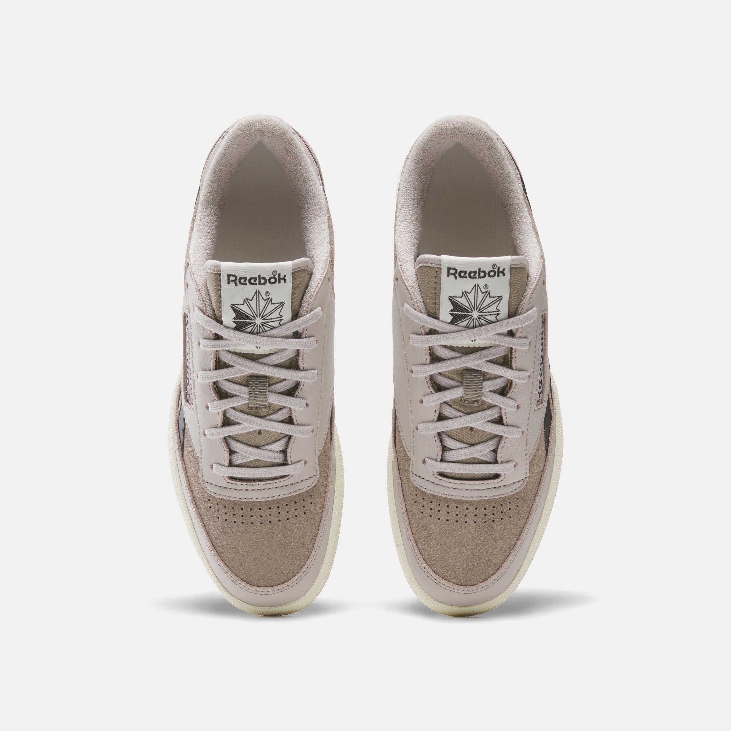 Reebok Footwear  Unisex' Club C Revenge Vintage Ii Reebok Classics Ftw Men Grey M