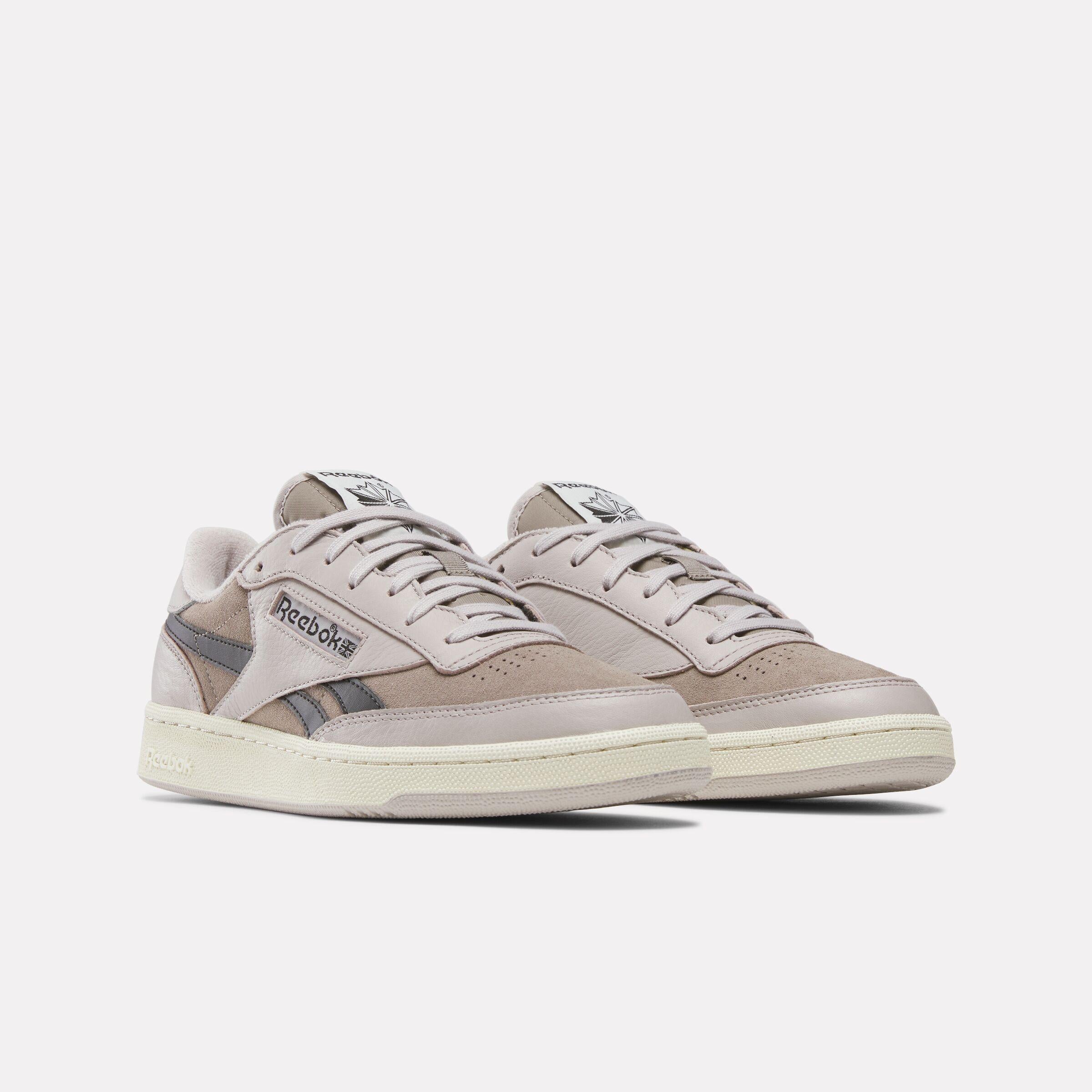 Reebok Footwear  Unisex' Club C Revenge Vintage Ii Reebok Classics Ftw Men Grey M