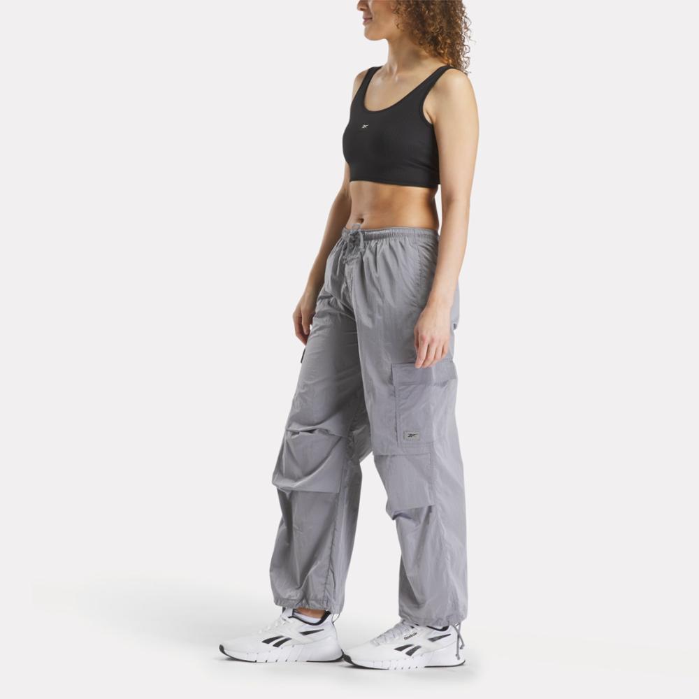 Reebok Apparel  Women's Studio Style Cargo Pant Reebok Classics App Women Silver Reg
