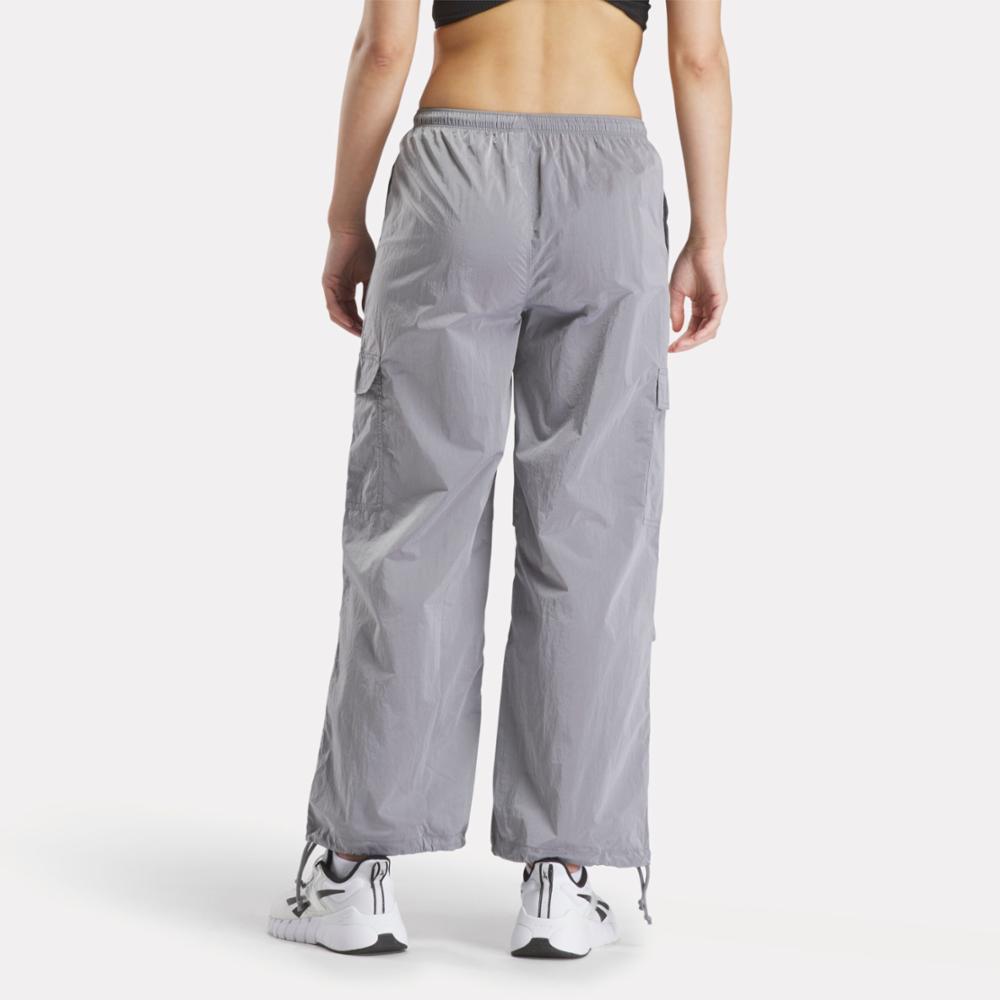 Reebok Apparel  Women's Studio Style Cargo Pant Reebok Classics App Women Silver Reg