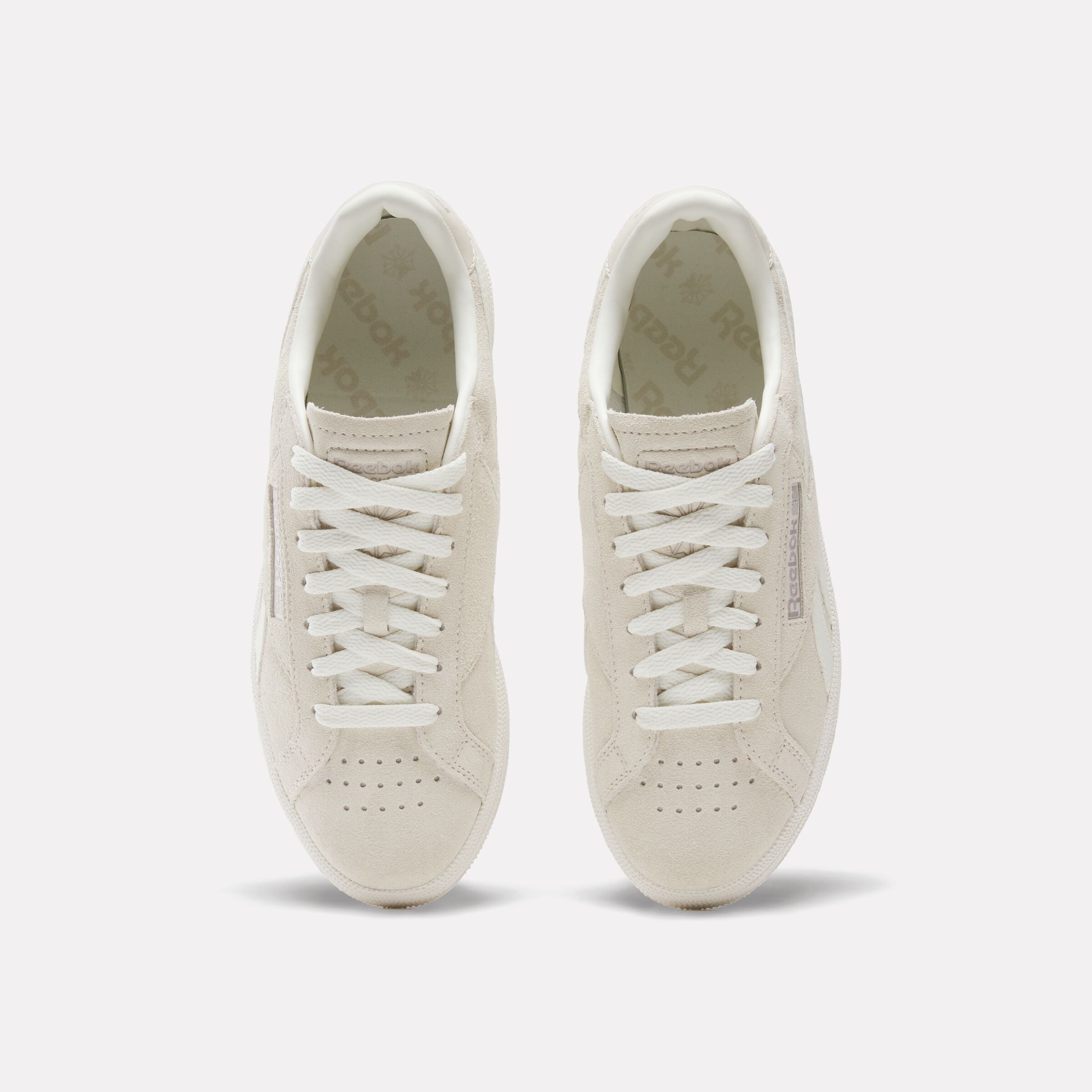 Reebok Women's Club C Grounds Uk  In Vintagechalk/Chalk/Sand M