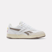 Reebok Unisex' Bb 4000 Ii Men  In White/Grey M