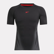 Reebok Apparel  Men's Ers Perform Short Sleeve Reebok Training App Men Black Reg