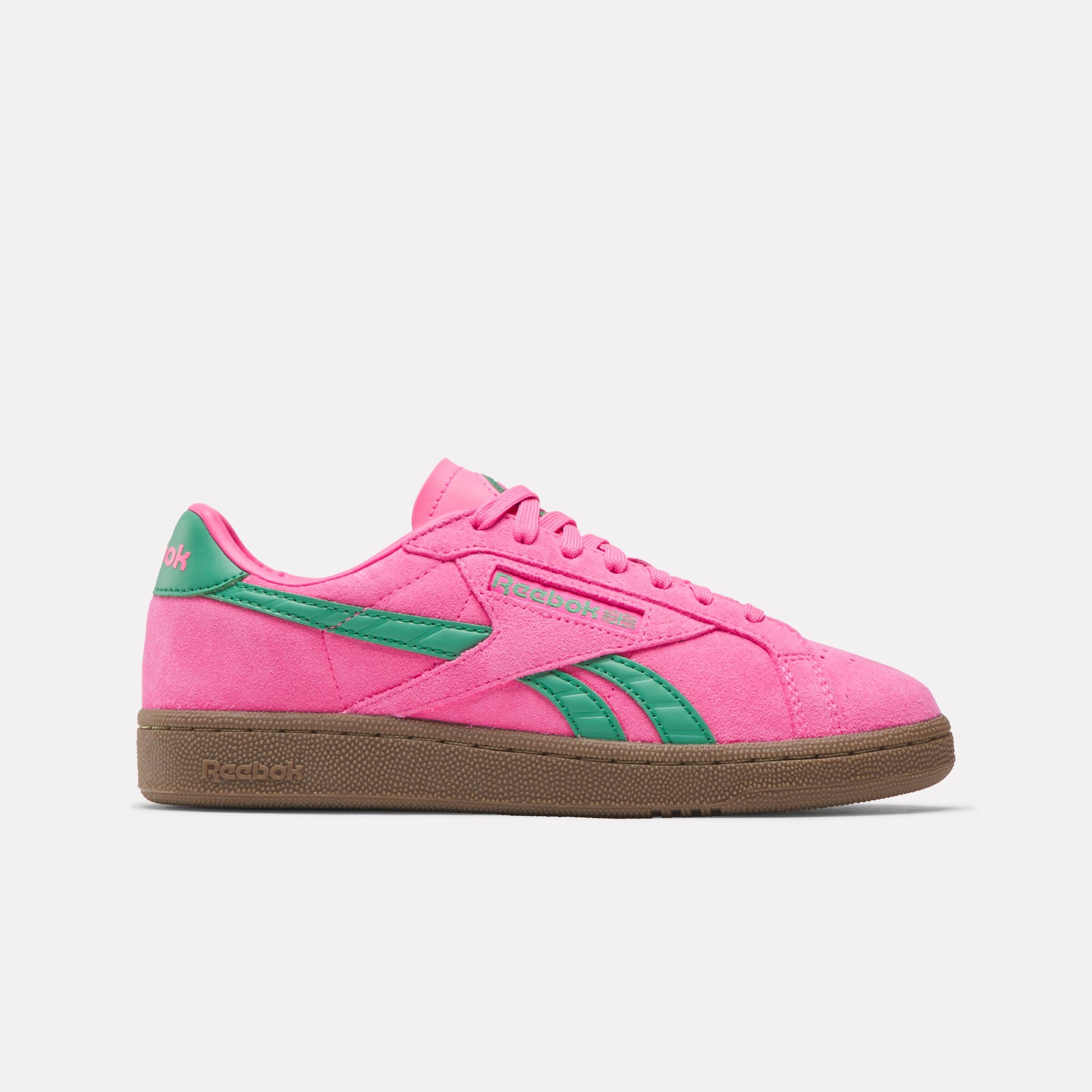 Reebok Women's Club C Grounds Uk  In Atomic Pink/ Green M