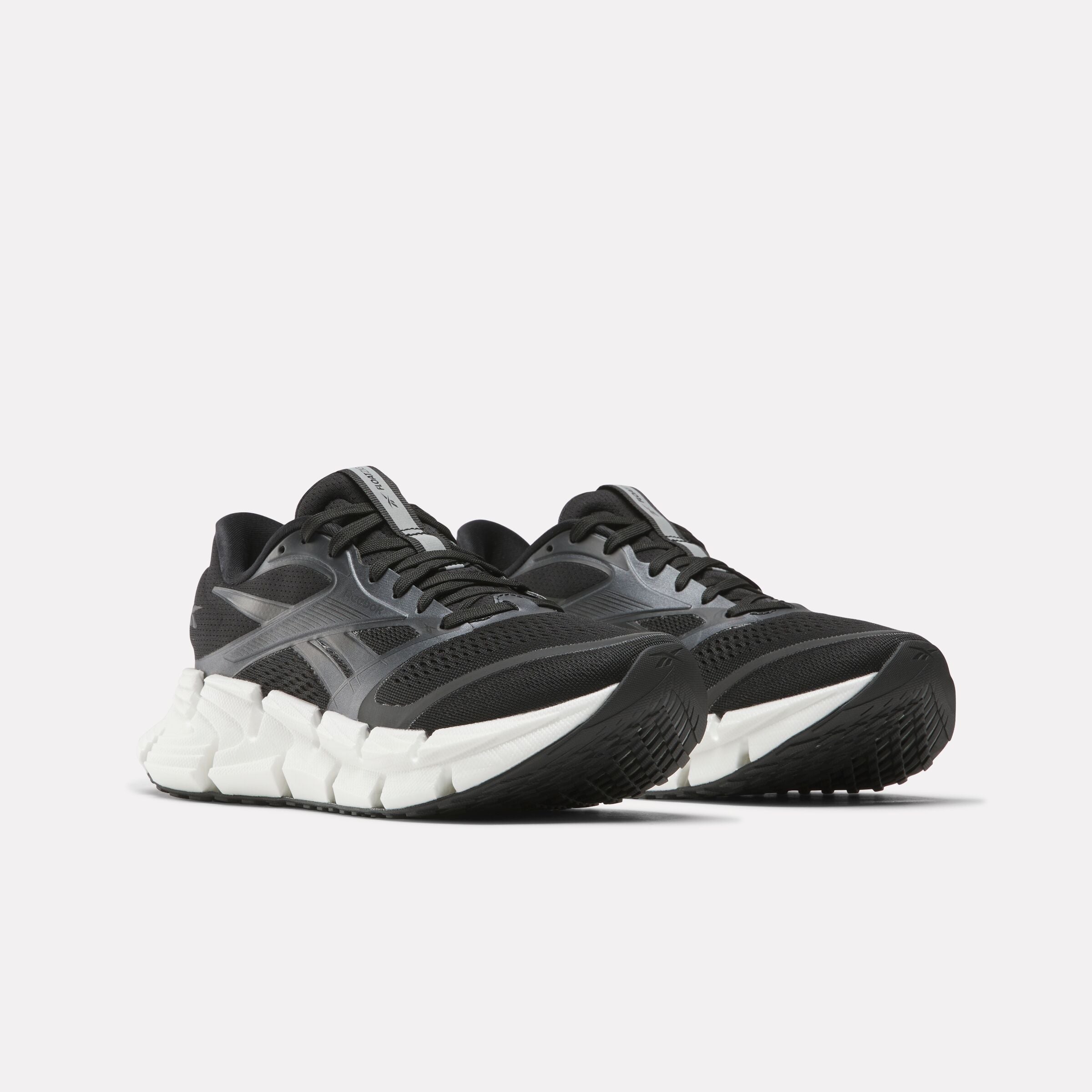 Reebok Women's Floatzig 2  In Black/White
