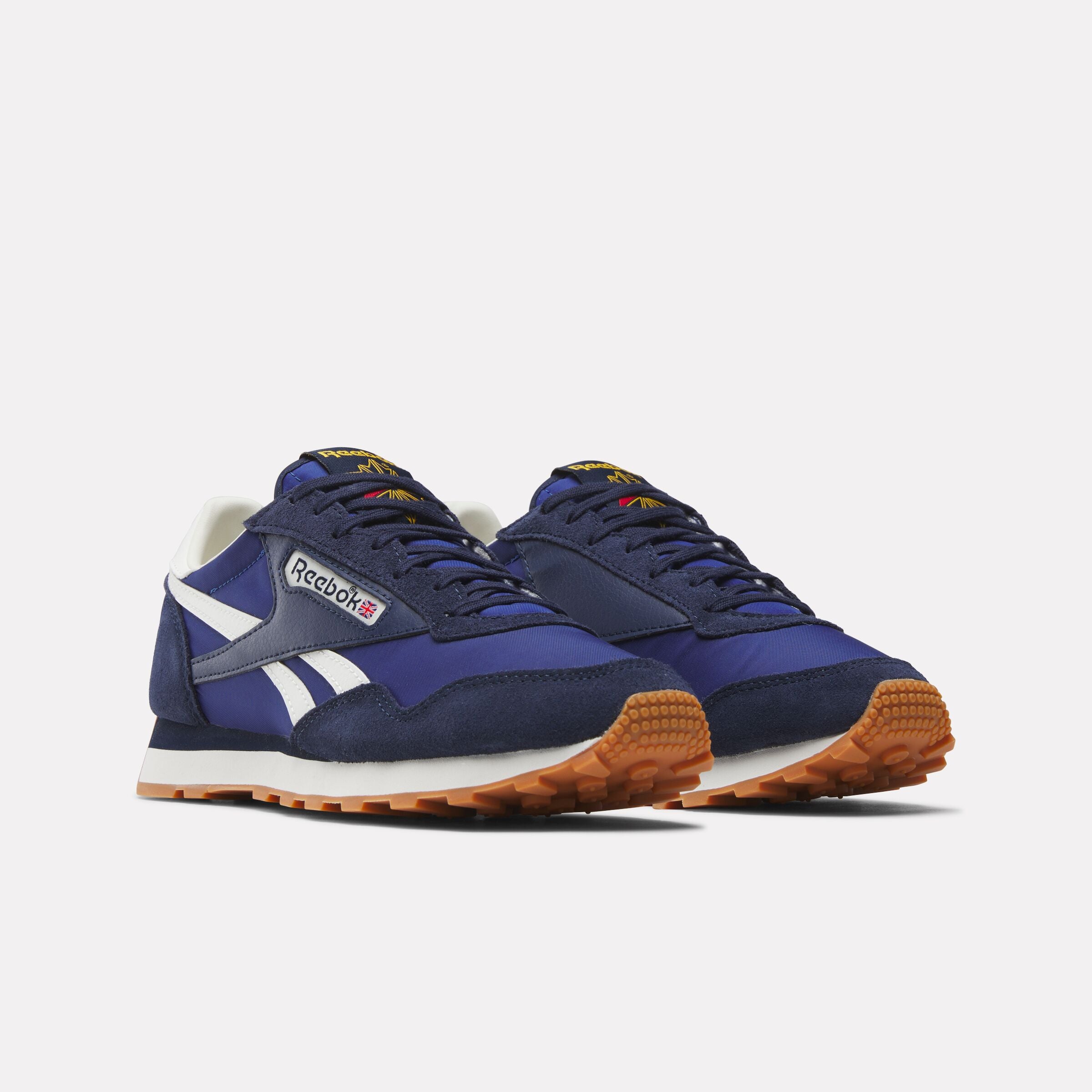 Reebok Unisex' Aztec Ii  In Navy/Classic M