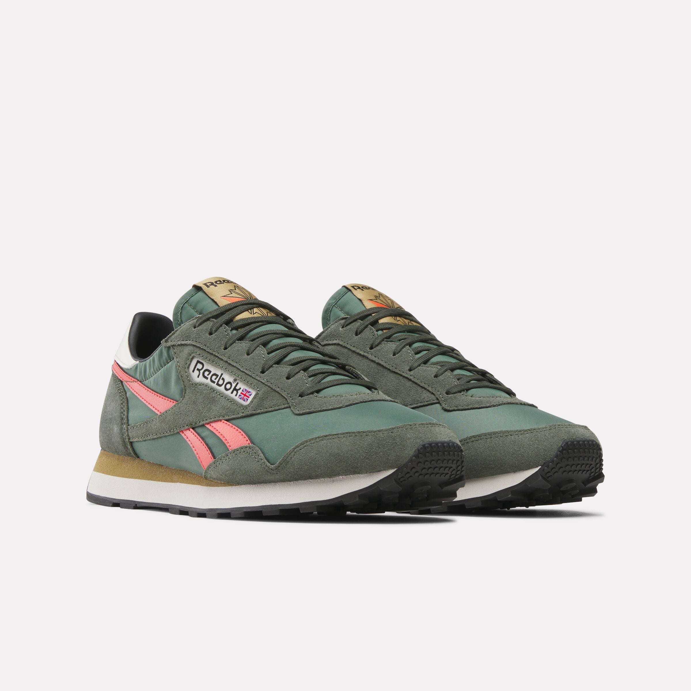 Reebok Unisex' Aztec Ii  In Green/Semi M