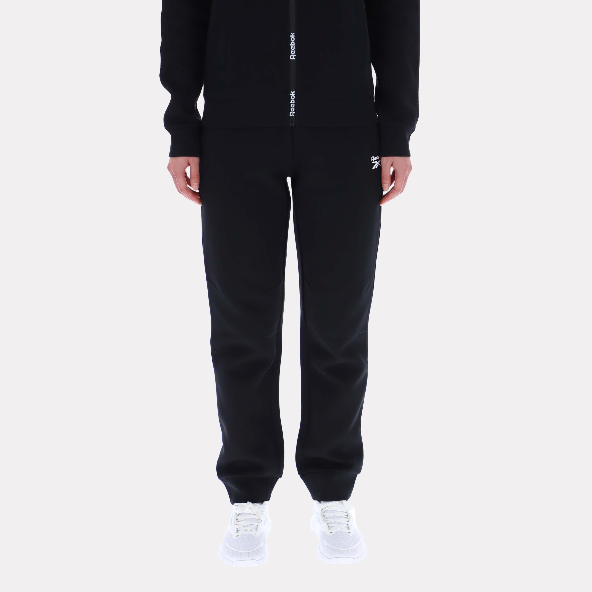 Reebok Women's Slim Joggers  Reg In Black