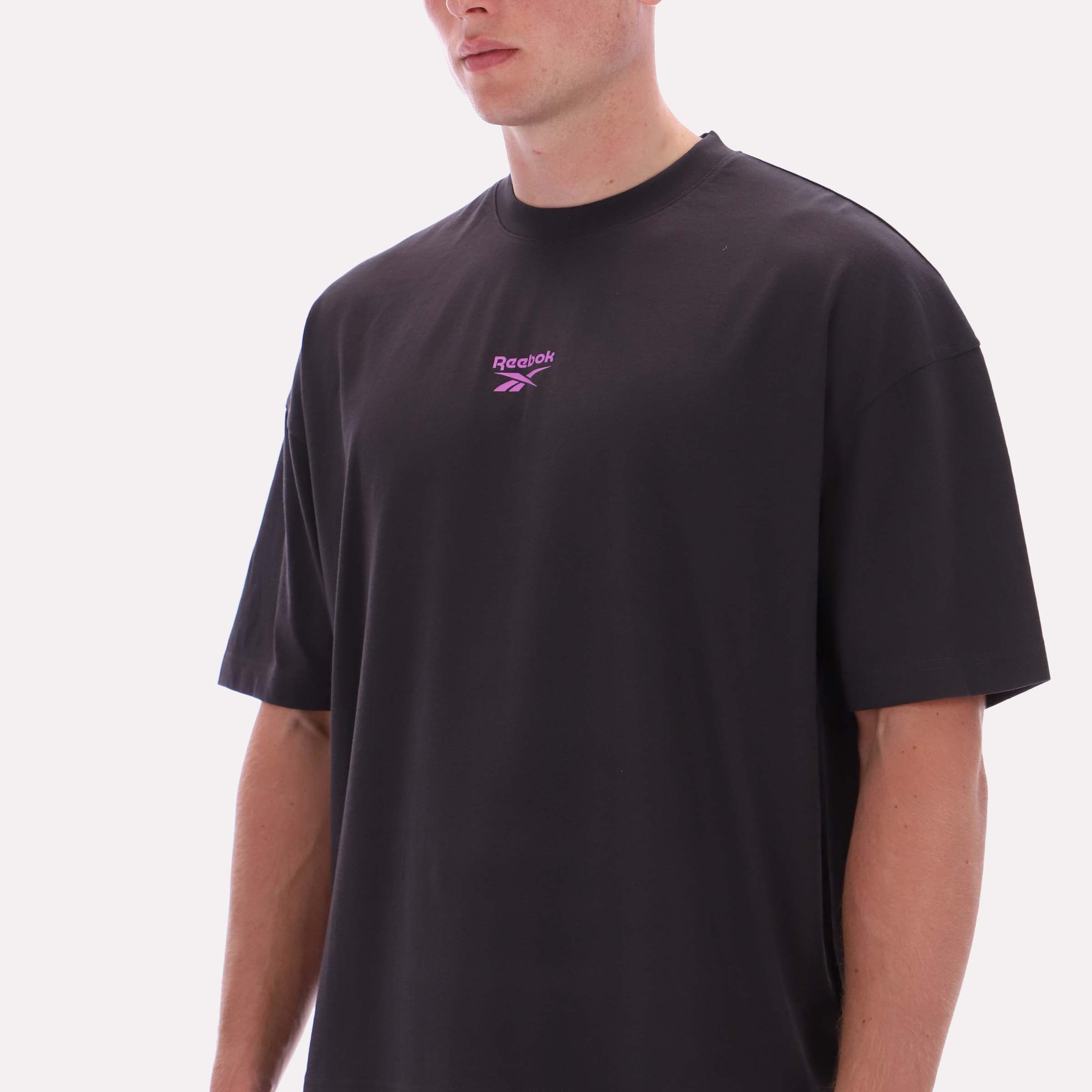 Reebok Men's Danny Varsity Ss Tee  In Washed Black REG