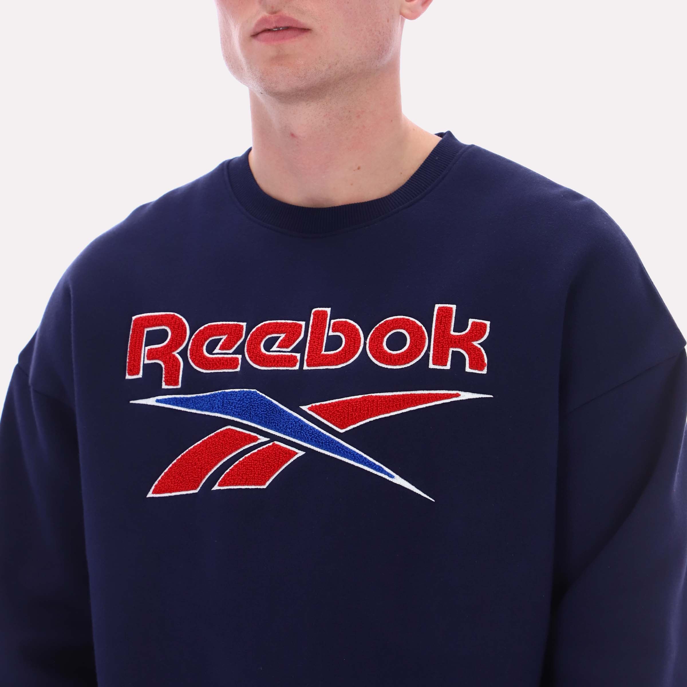 Reebok Men's Leon Vintage Sweatshirt  In Navy REG