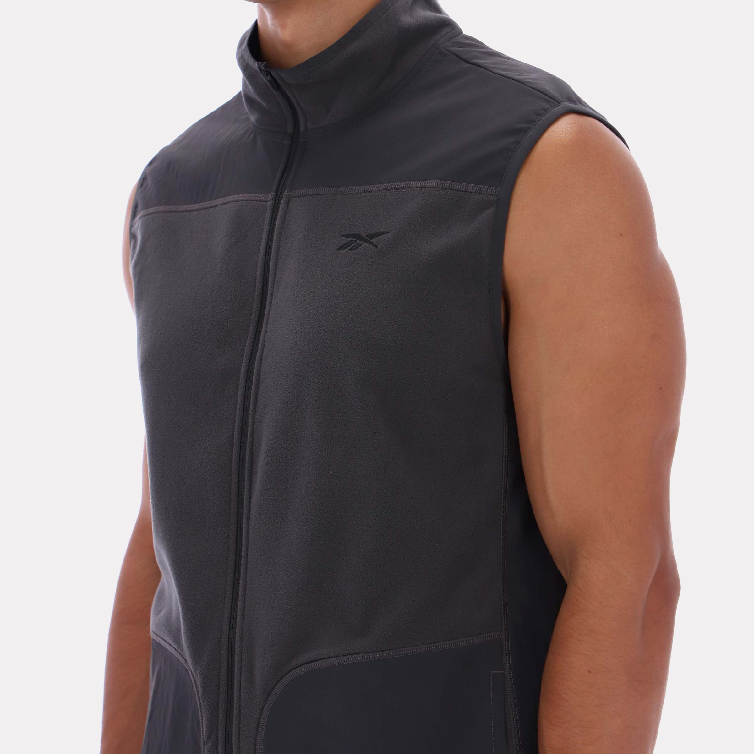 Reebok Men's All Trail Body Warmer Gillet  In Washed Black REG