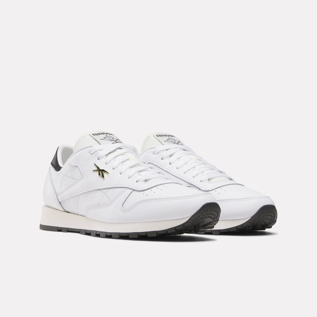 Reebok Unisex' Classic Leather  In White M