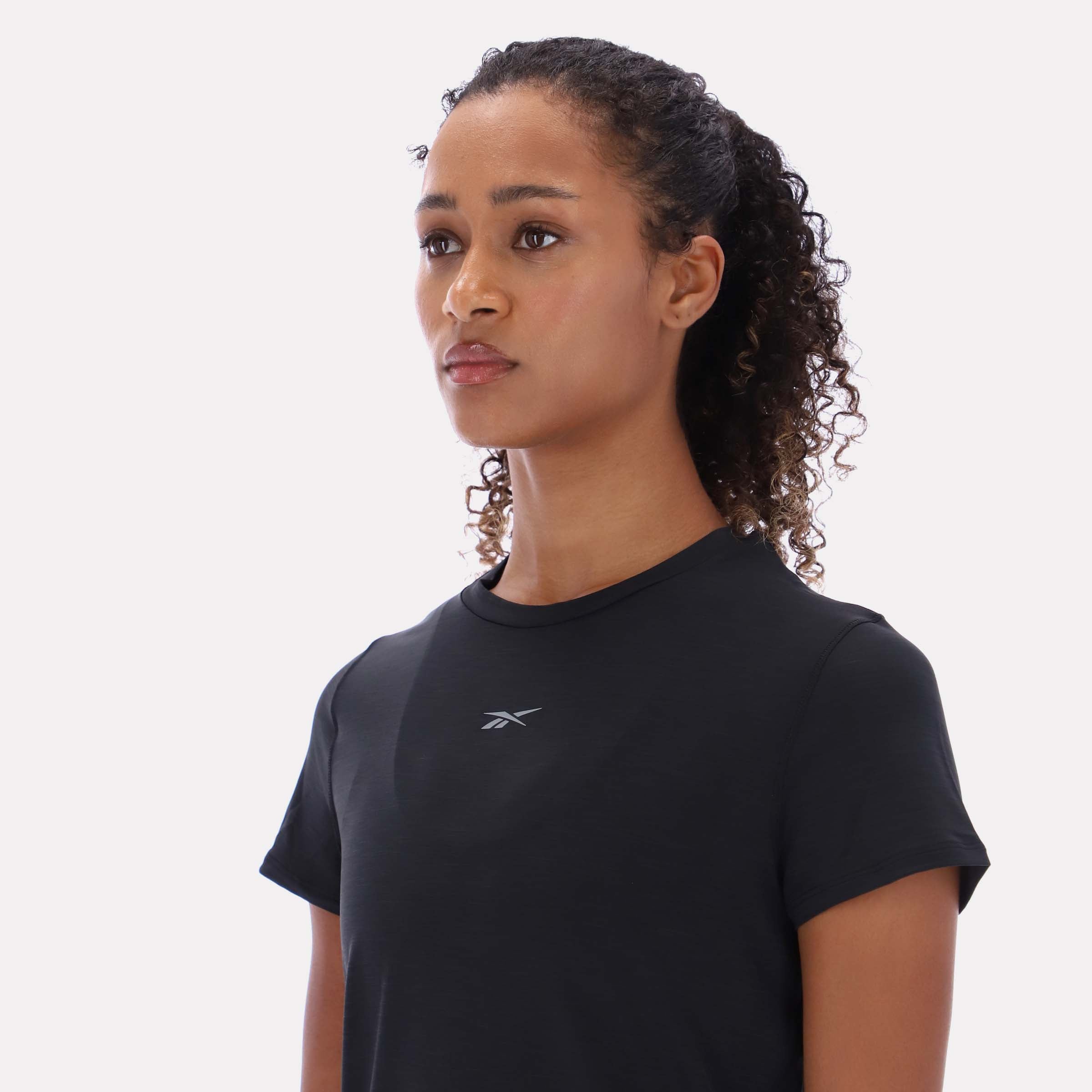 Reebok Women's Rbk Chill Athletic Tee  In Black REG