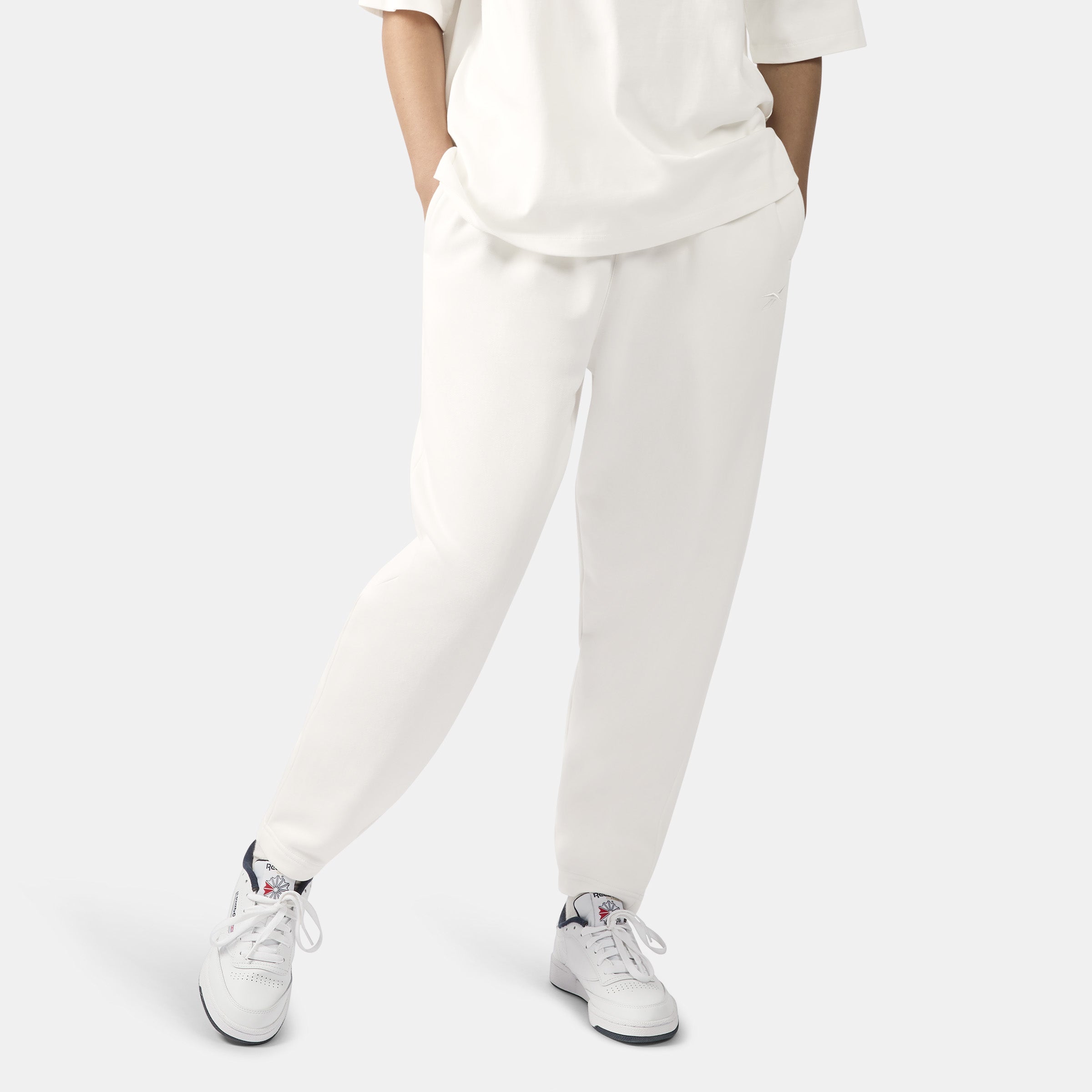 Reebok Women's Lux Sweat Pant  In Chalk REG