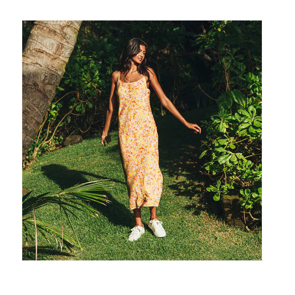 Olukai Pehuea Li pour femmes en blanc