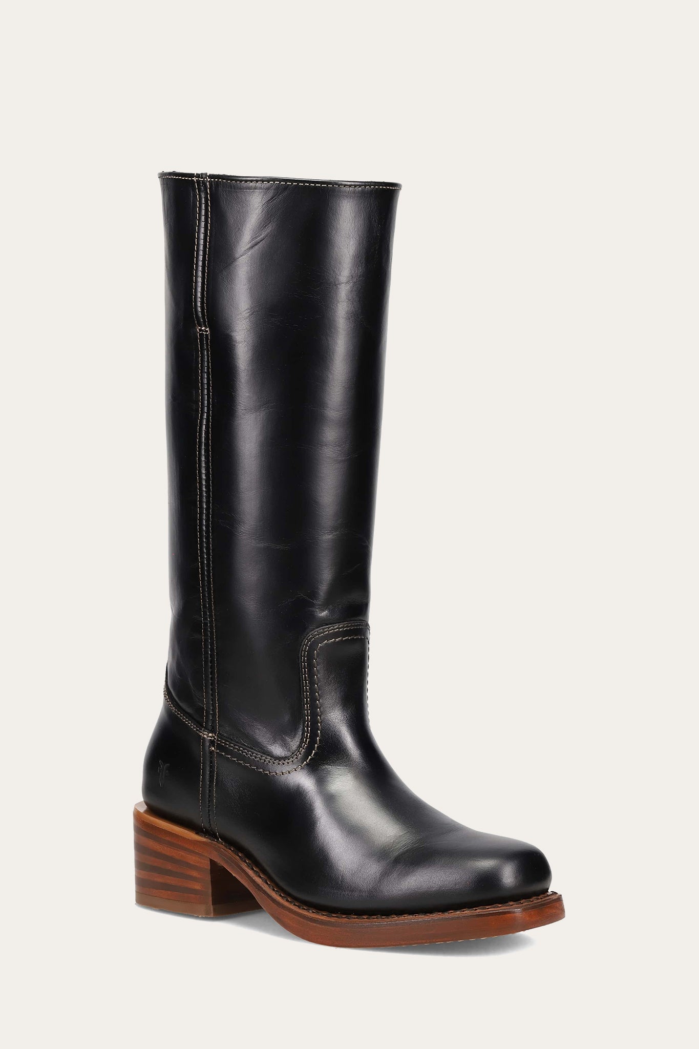Frye Women's Campus 14L In Jet M