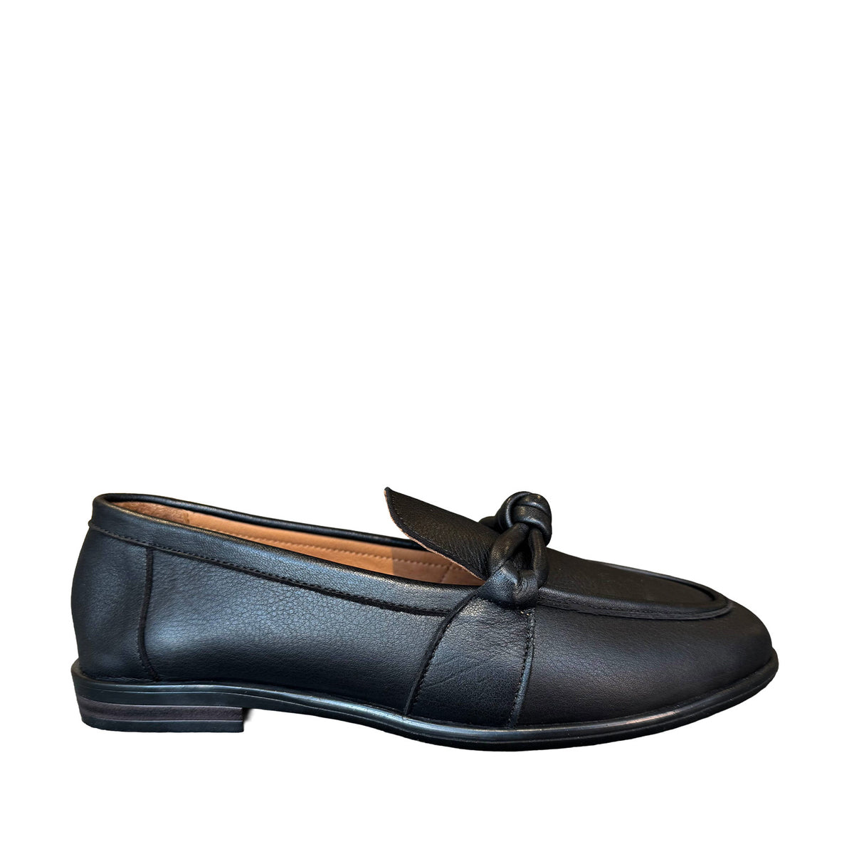 Ateliers Women's Serena Flat in Black