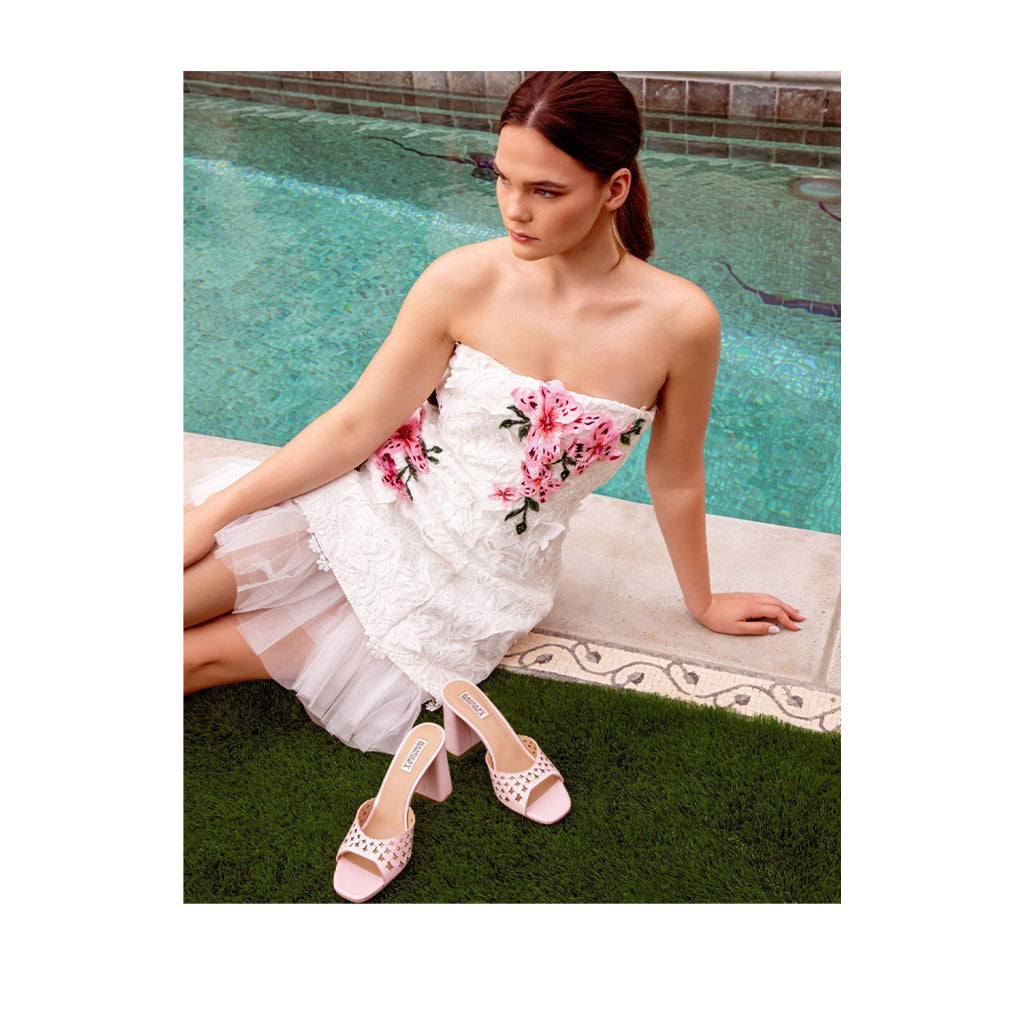 Badgley Mischka Women's Omni in Pink