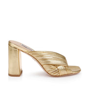 Badgley Mischka Women's Winslow in Gold