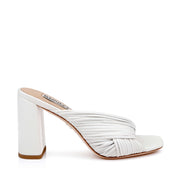 Badgley Mischka Women's Winslow in White