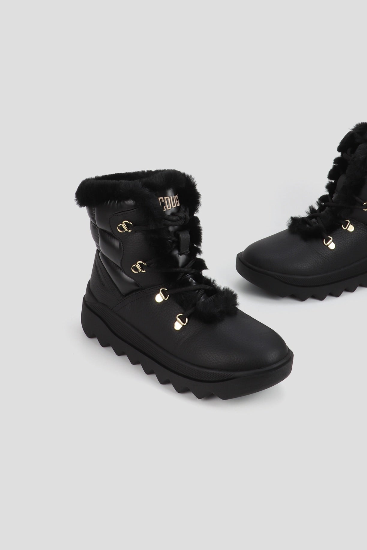 Cougar Women's Bergen In Black