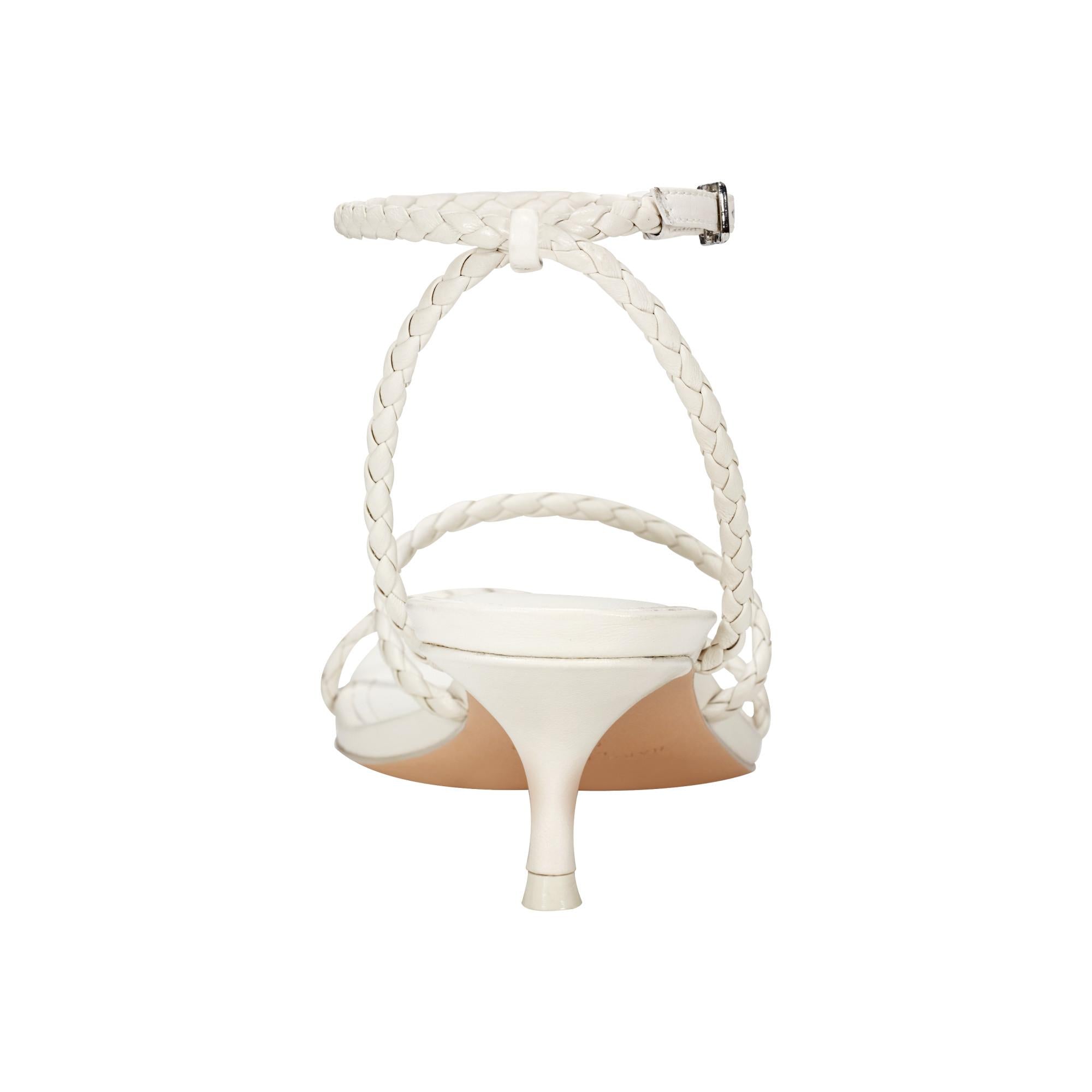 Marc Fisher Ltd Women's Beylee Chic Cream/Ft Fh Nappa (Gr) M