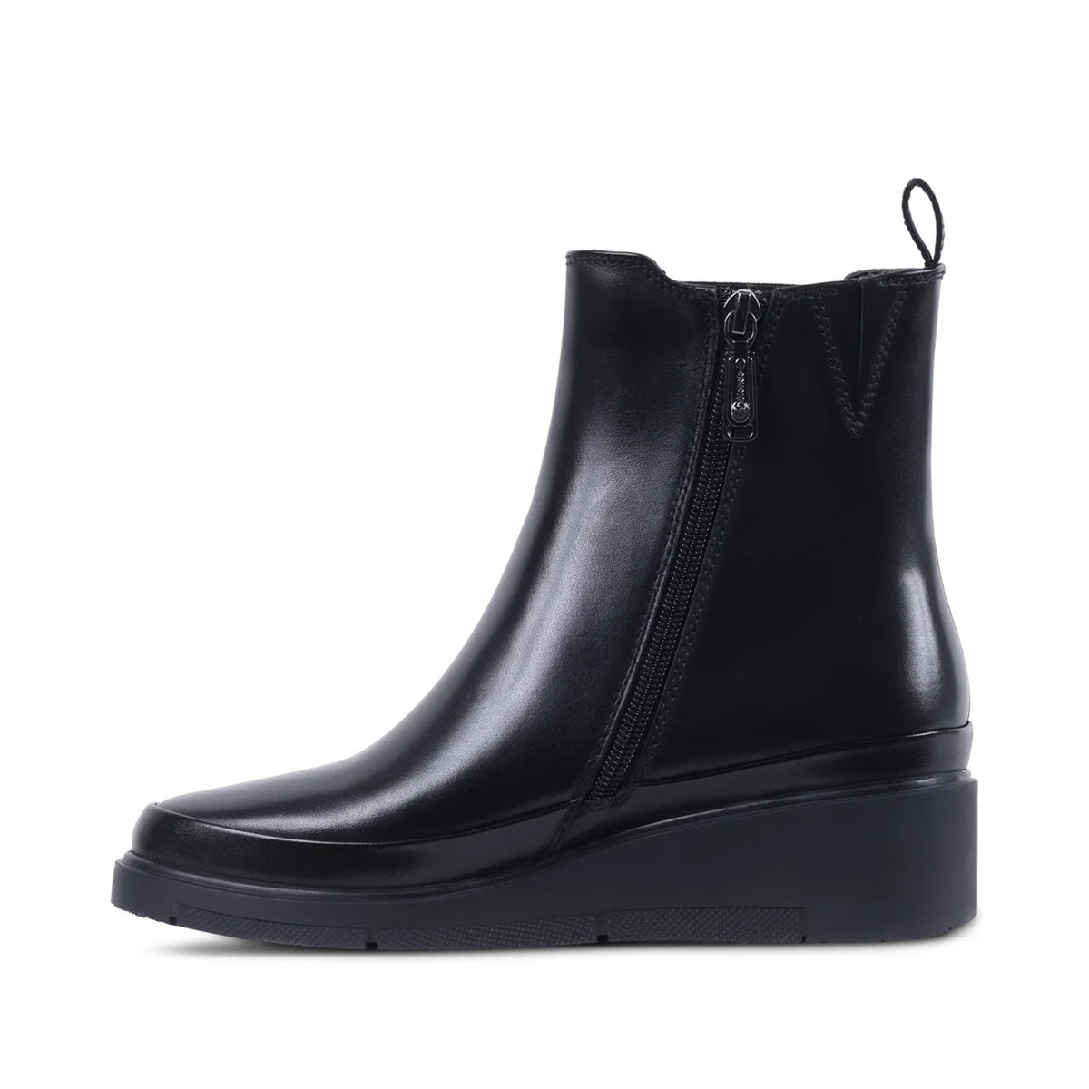 Blondo Women's Lonette in Black Smooth Leather