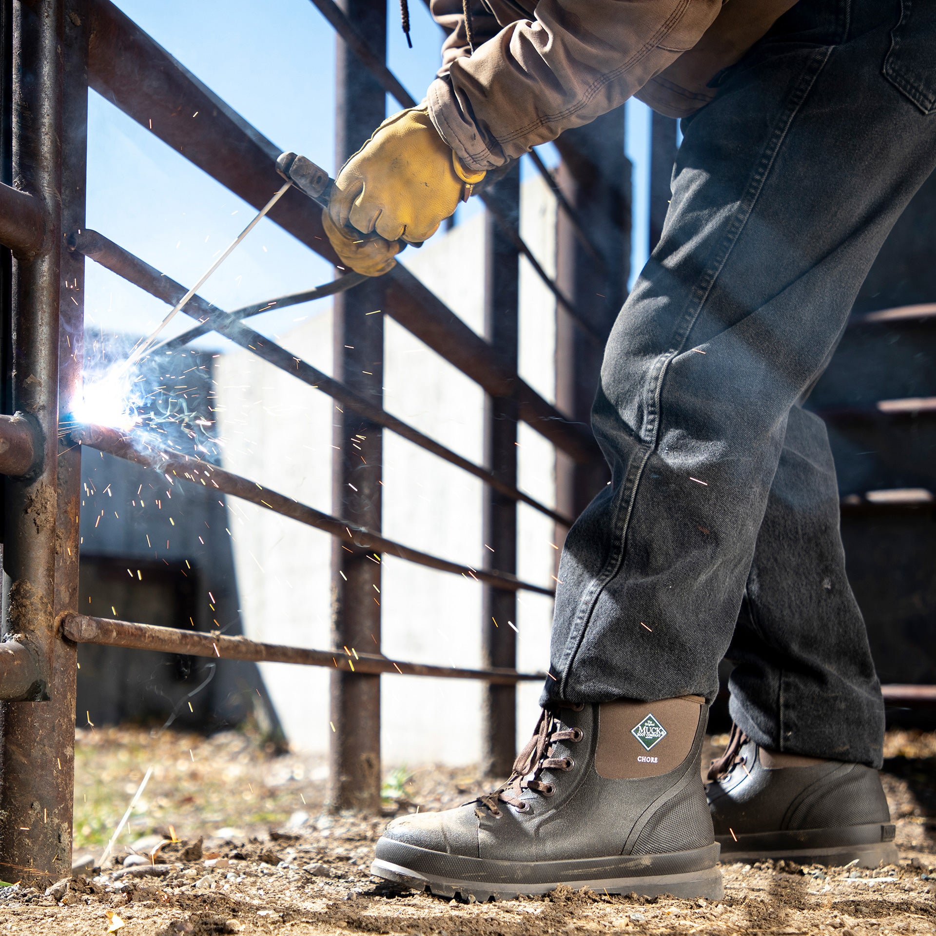 Muck Men's Ch6900 In Brown