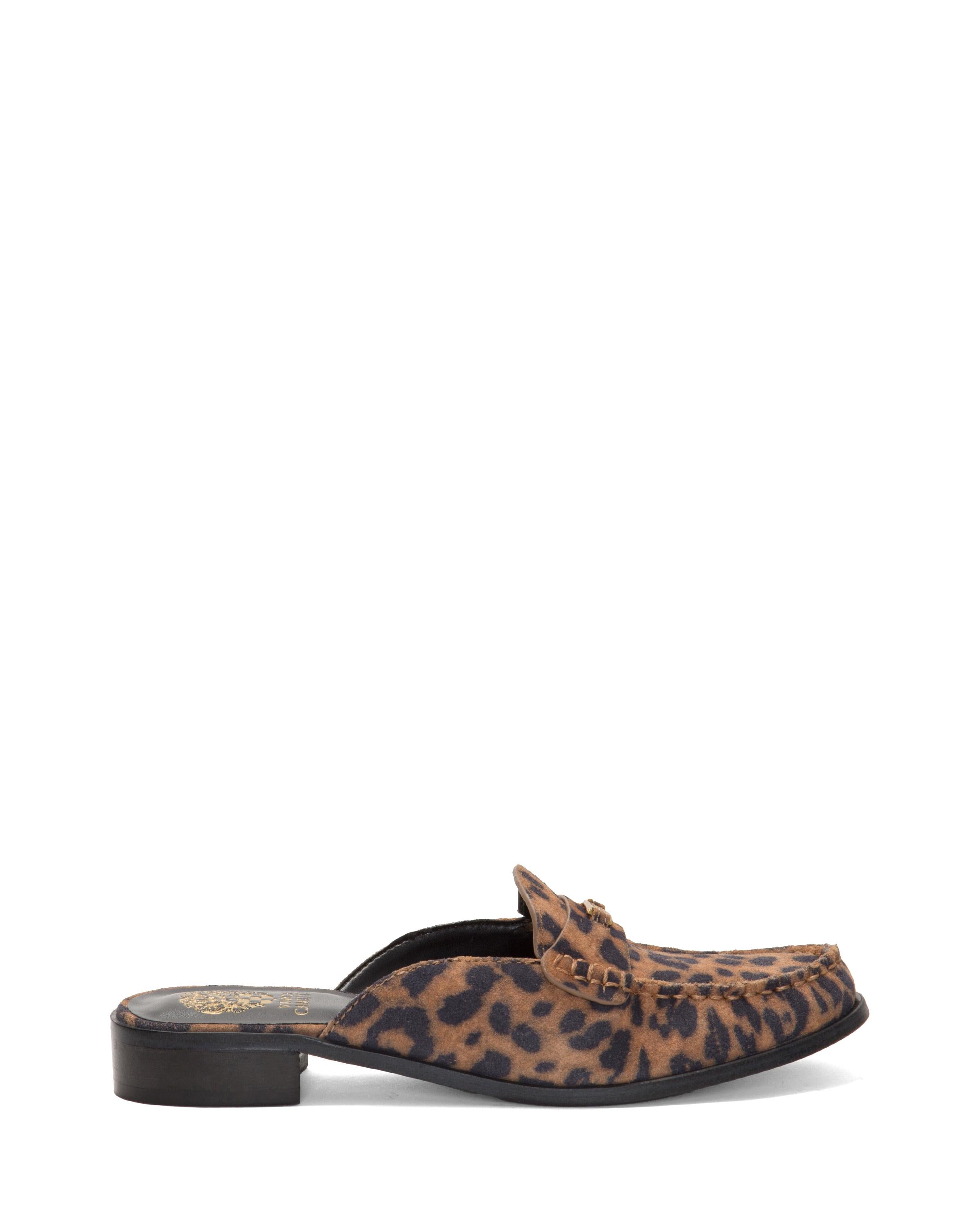 Vince Camuto Women's Cobby Animal Print M