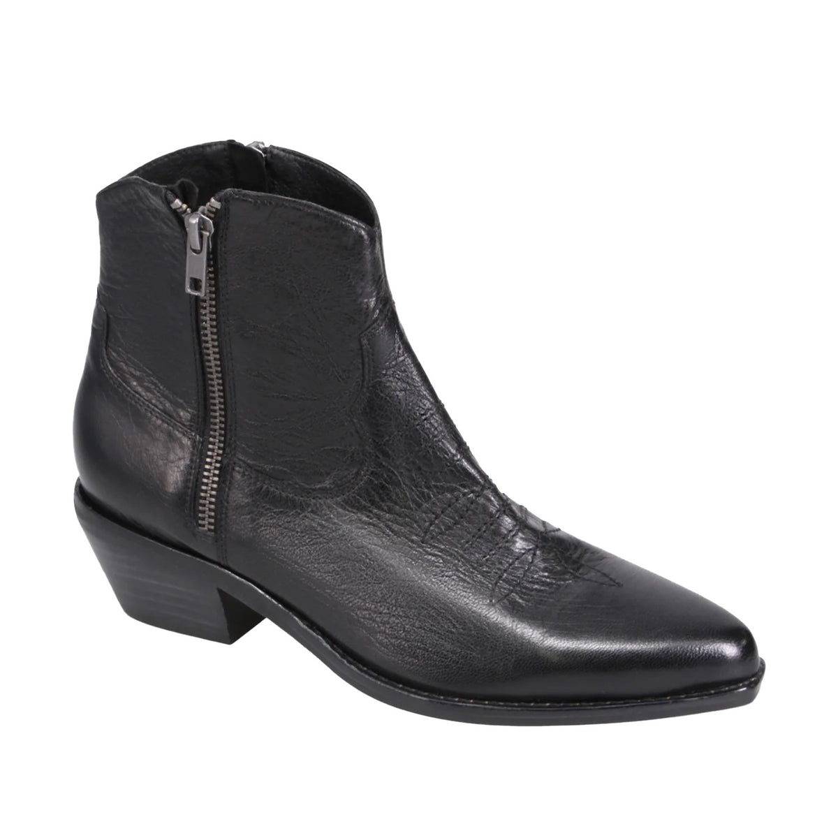 Django & Juliette Women's Einars in Black