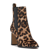 Vince Camuto Women's Dylan3 Animal Print M