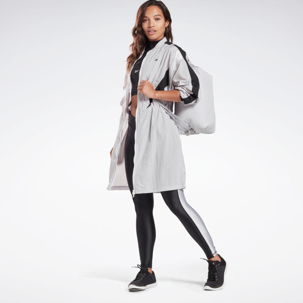 Veste tissée Reebok pour femme, gris standard. Application d'entraînement Reebok pour femme.
