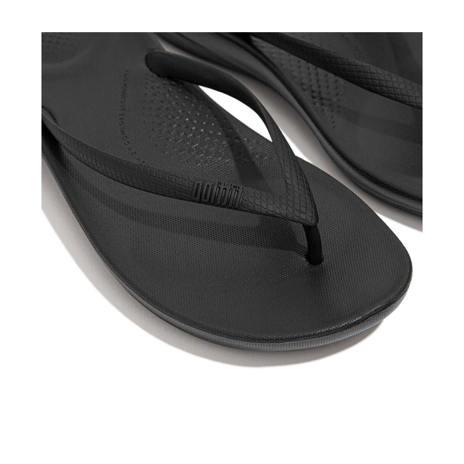 Fitflop Women's Iqushion in Black