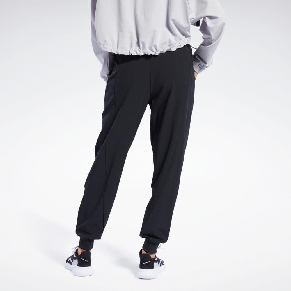 Reebok Apparel  Women's Ts Woven Pant Reebok Training App Women Black Reg