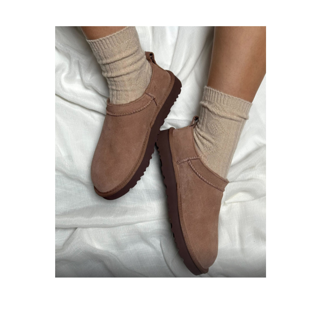 Floof 2 Pack Cable Knit Socks in Beige and Cream