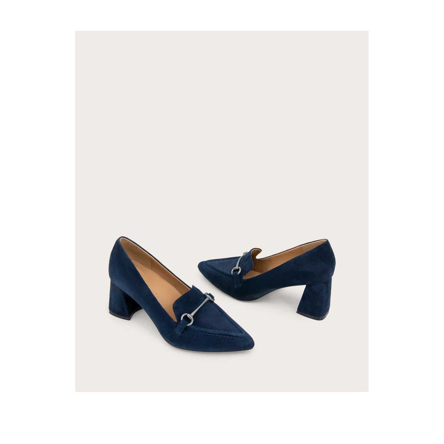 Mocassins Dionne pour femmes de Gentle Souls, couleur marine