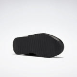 Reebok Footwear  Reebok Royal Cl Jog 3.0 Reebok Classics Core Ftw Kids Black M