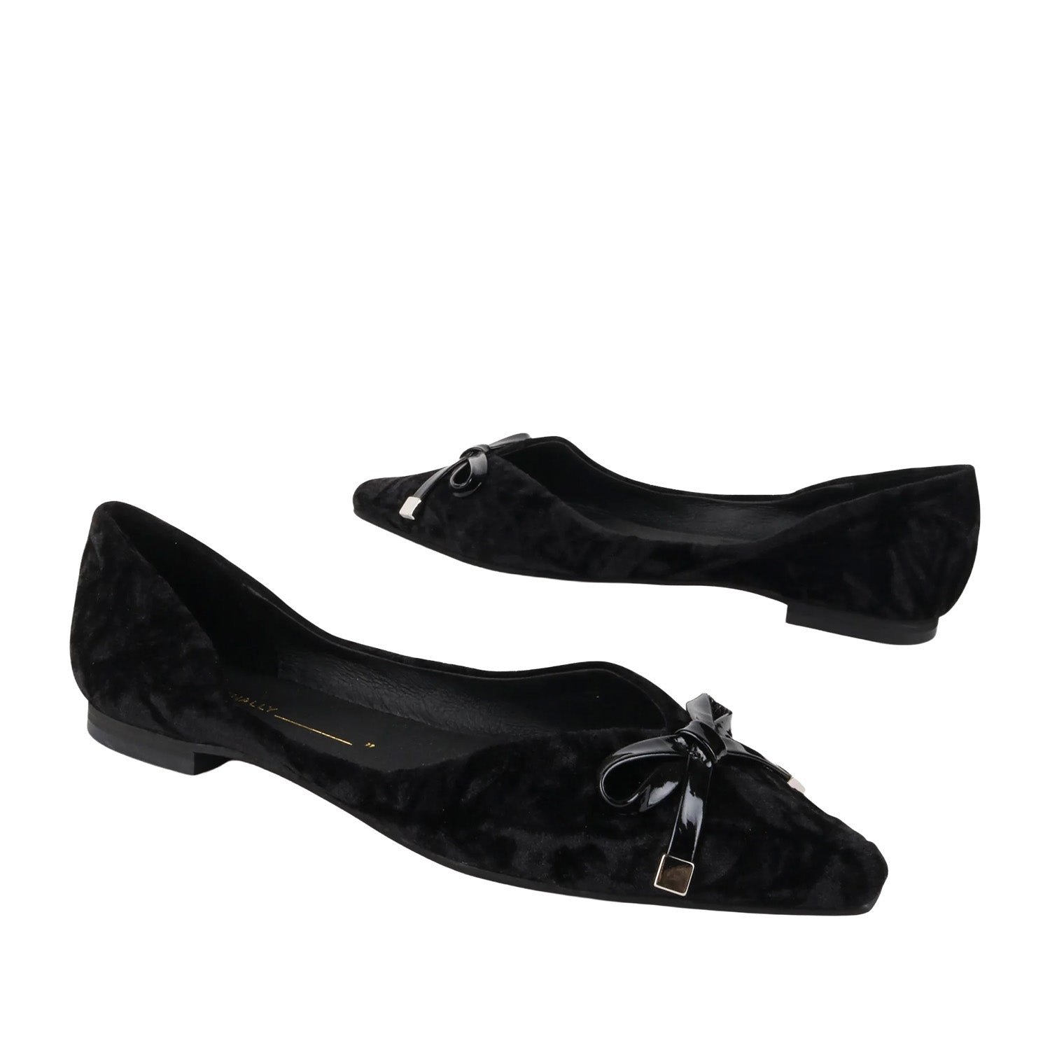 Intentionally Blank Women's Cecilia in Black