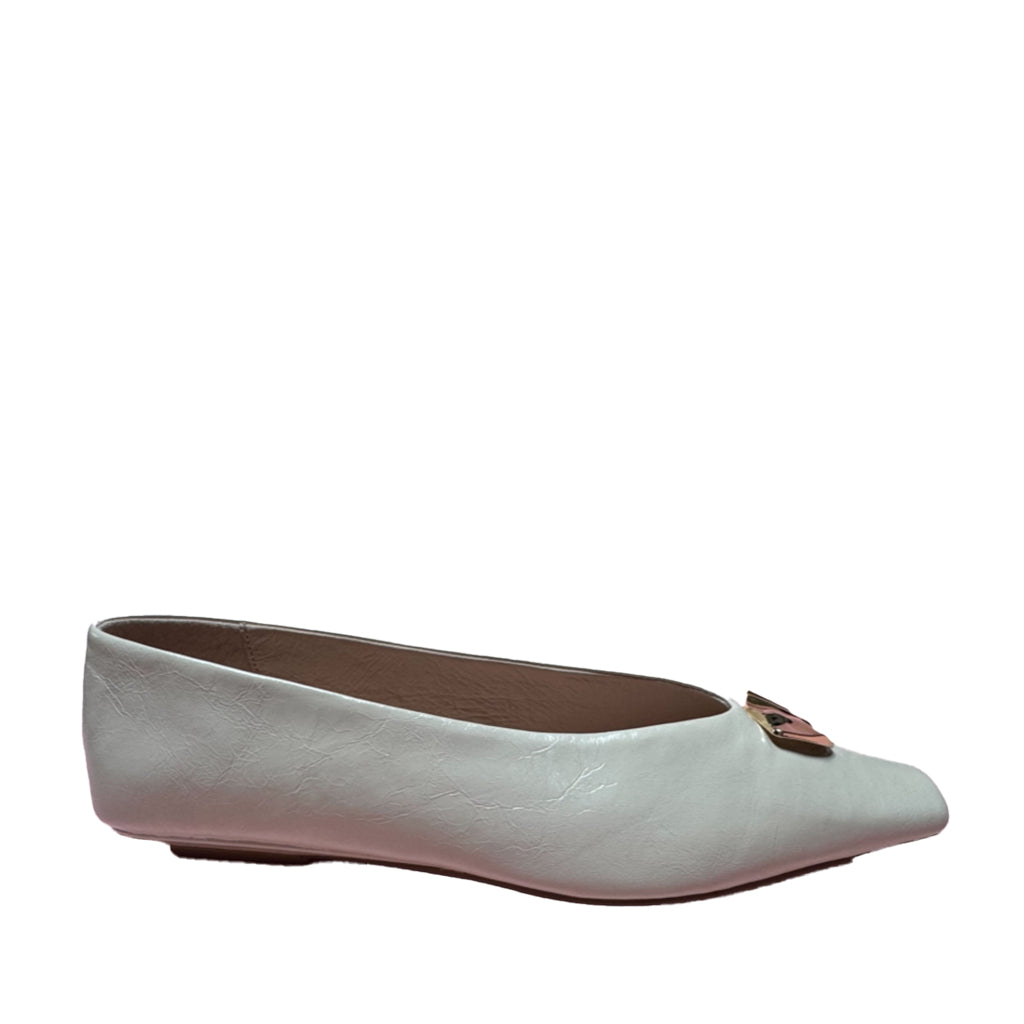 Intentionally Blank Women's Celda in Cream
