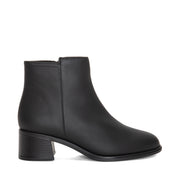 Italian Shoemakers Women's Upshaw In Black M