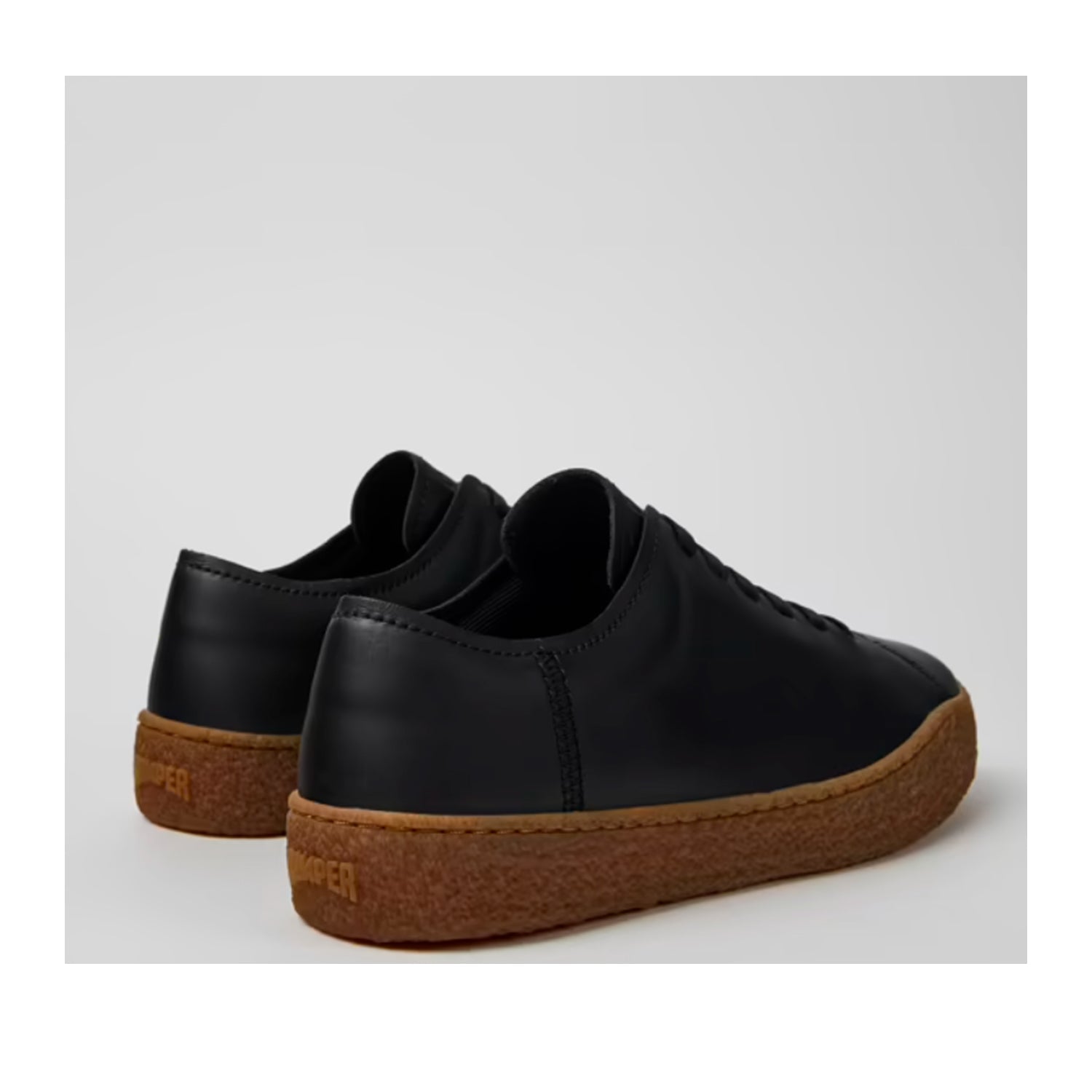Camper Peu Terreno pour homme, couleur noire
