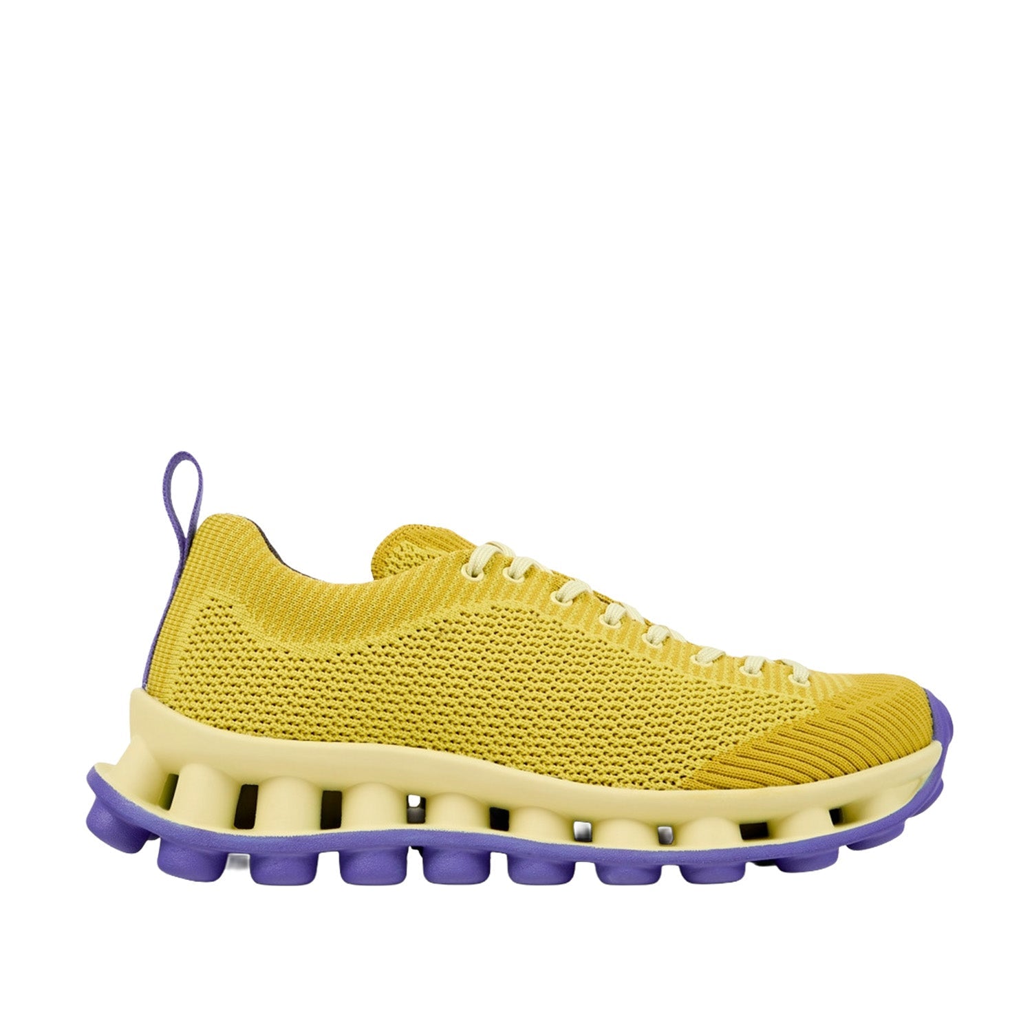 Chaussures de camping Pelotissima pour femmes de Sunnei, couleur jaune