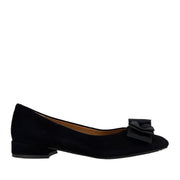 Gentle Souls by Kenneth Cole Women's Atlas Bow Flat in Black