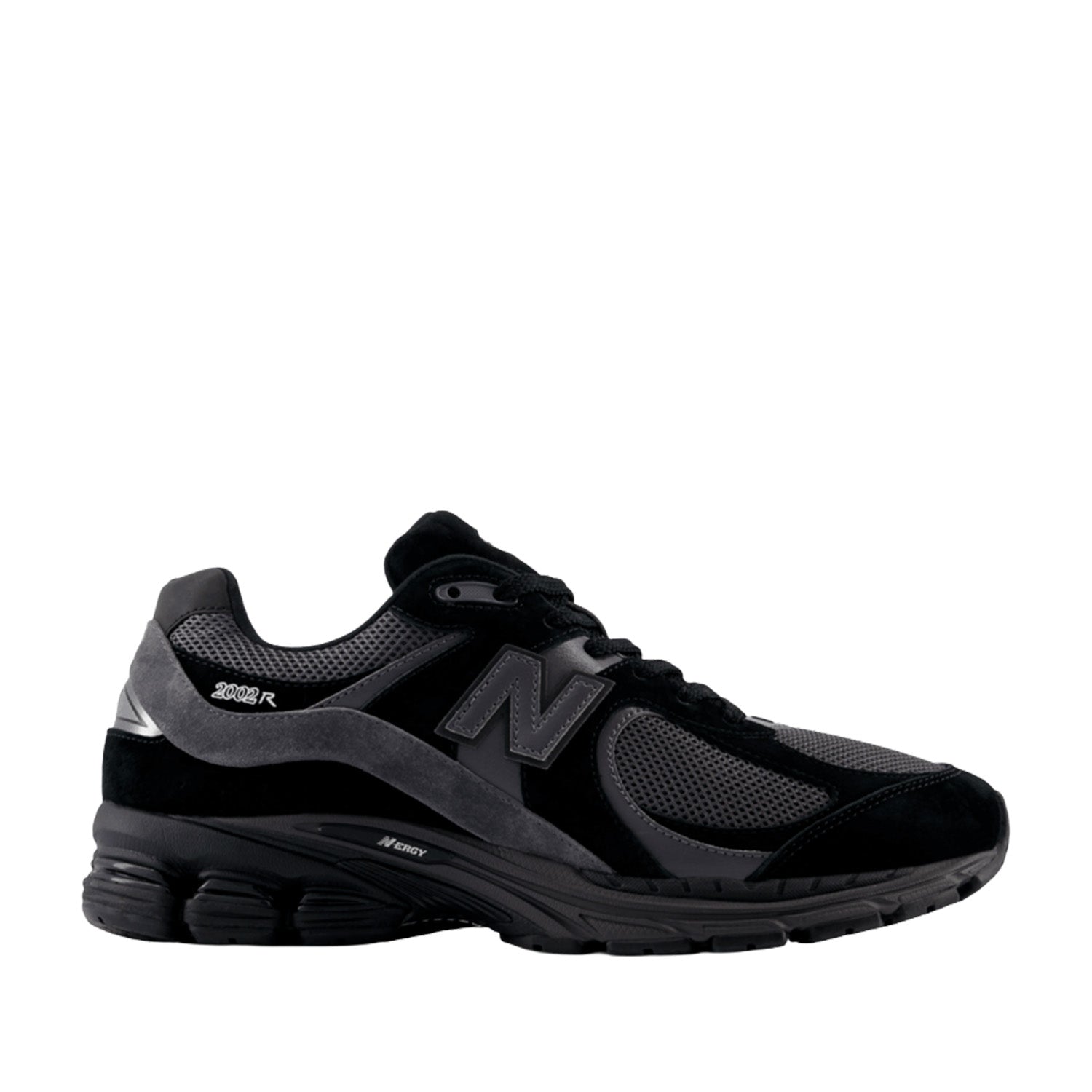 New Balance Men's 2002 in Black with Magnet