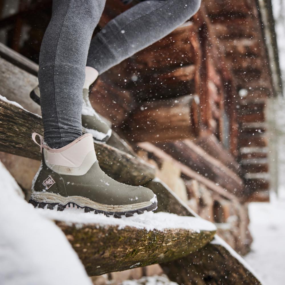 Muck Footwear  Women's Arctic Sport Ii Anke Arctic Sport Brown M